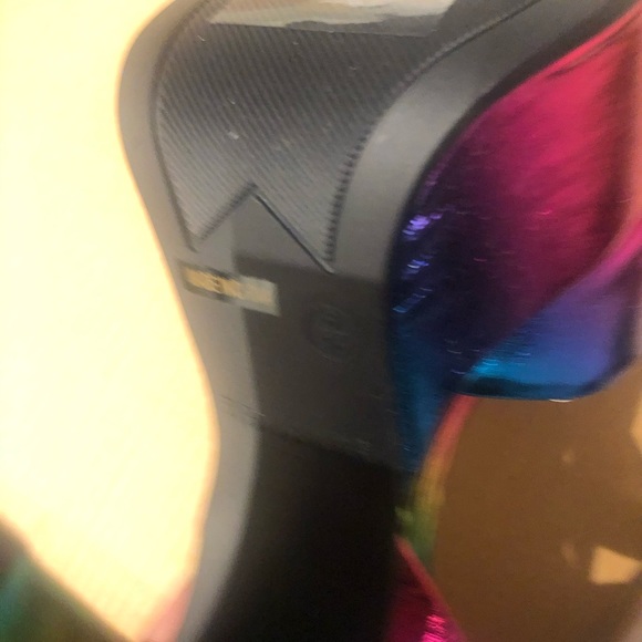 NWB Rainbow peep toe 💜💙 - Picture 5 of 5